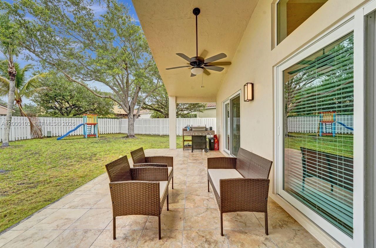 1063 Cedar Falls Dr, Unit 1063, Weston, FL 33327 Photo