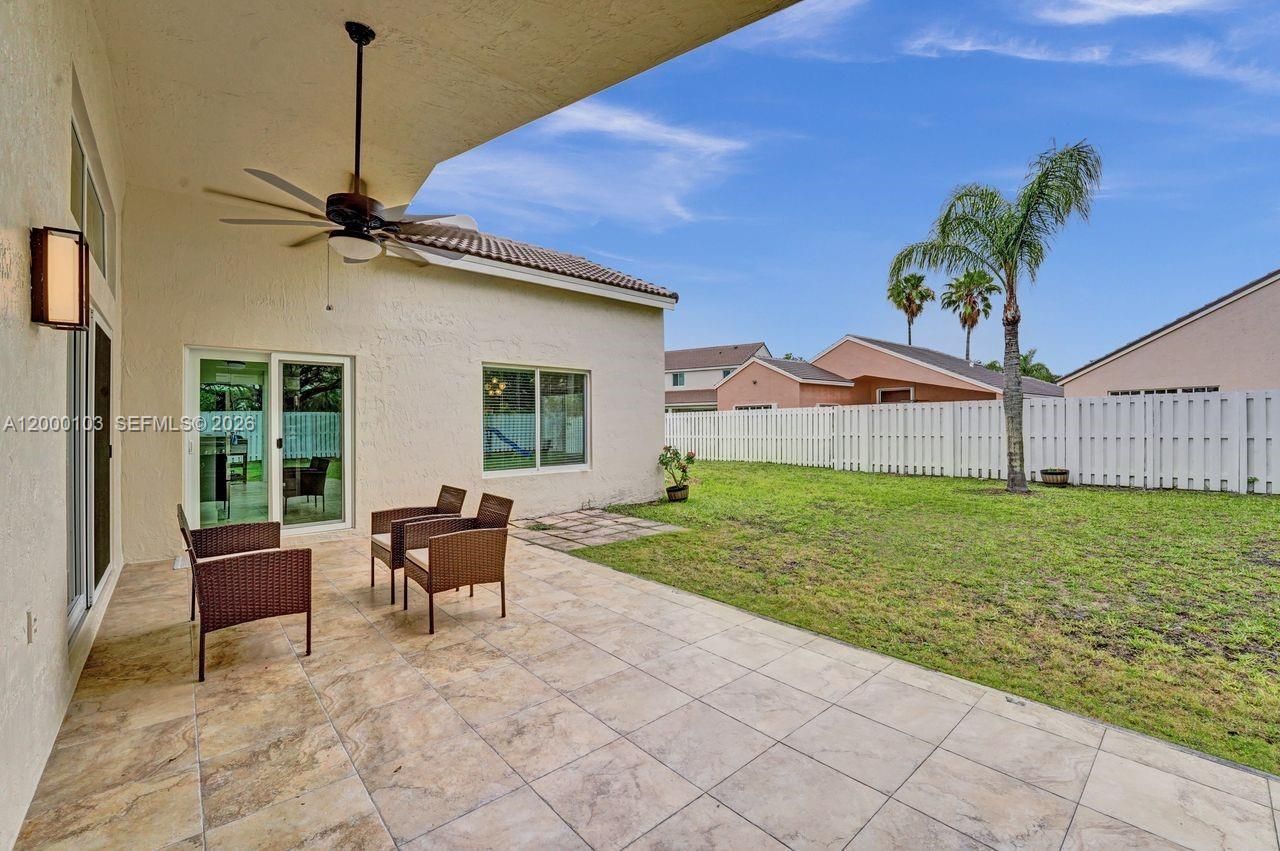 1063 Cedar Falls Dr, Unit 1063, Weston, FL 33327 Photo