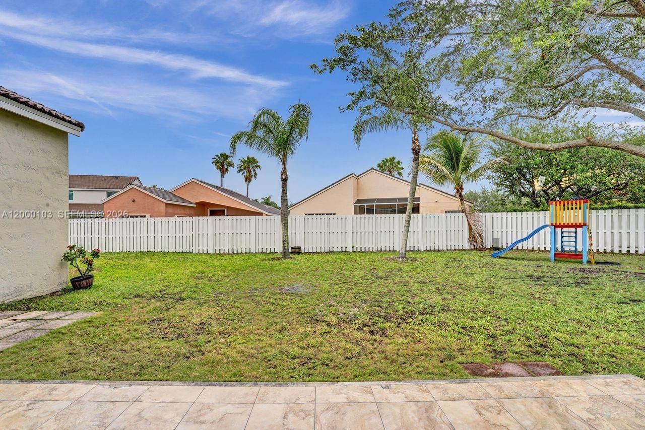 1063 Cedar Falls Dr, Unit 1063, Weston, FL 33327 Photo