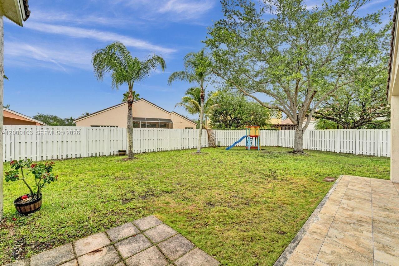 1063 Cedar Falls Dr, Unit 1063, Weston, FL 33327 Photo