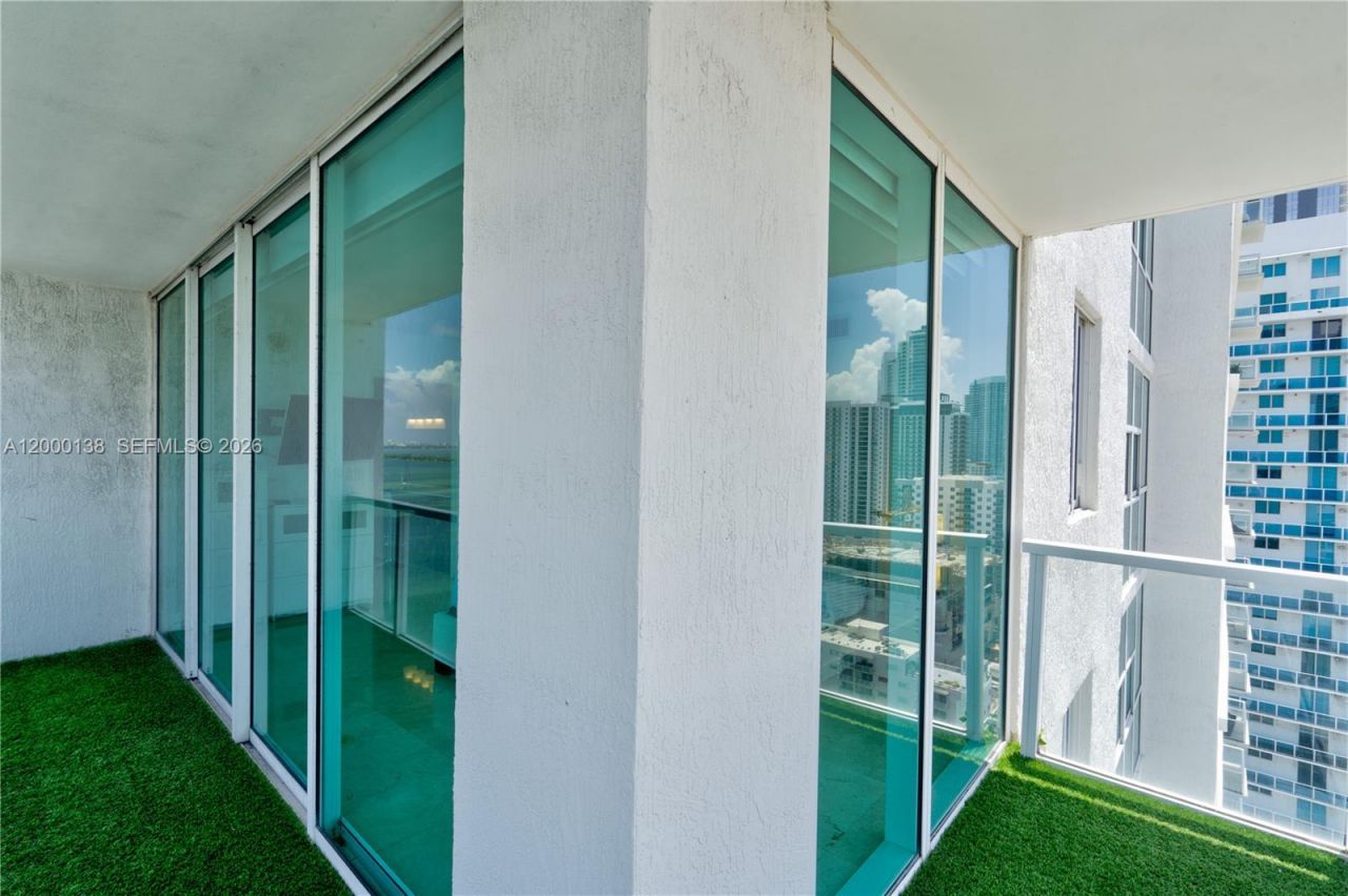 665 NE 25th St, Unit 2005, Miami, FL 33137 Photo