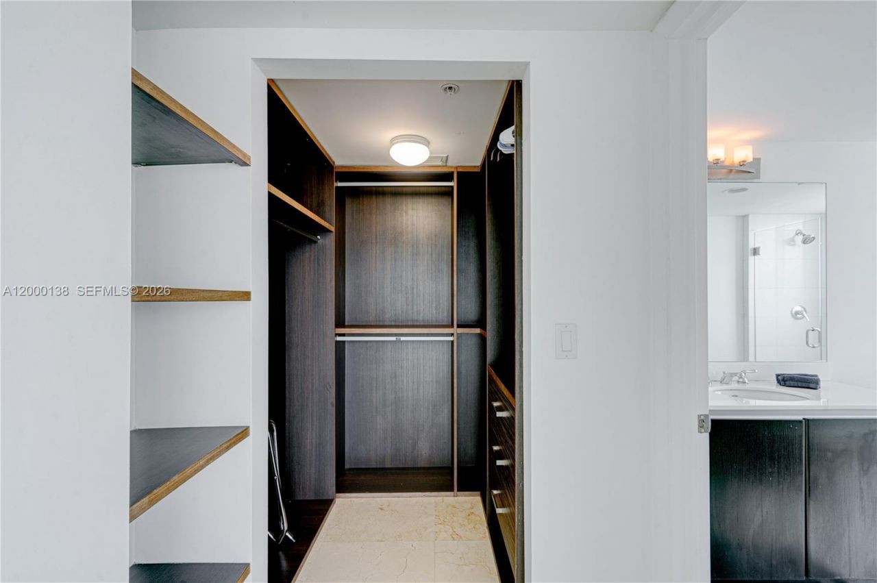 665 NE 25th St, Unit 2005, Miami, FL 33137 Photo