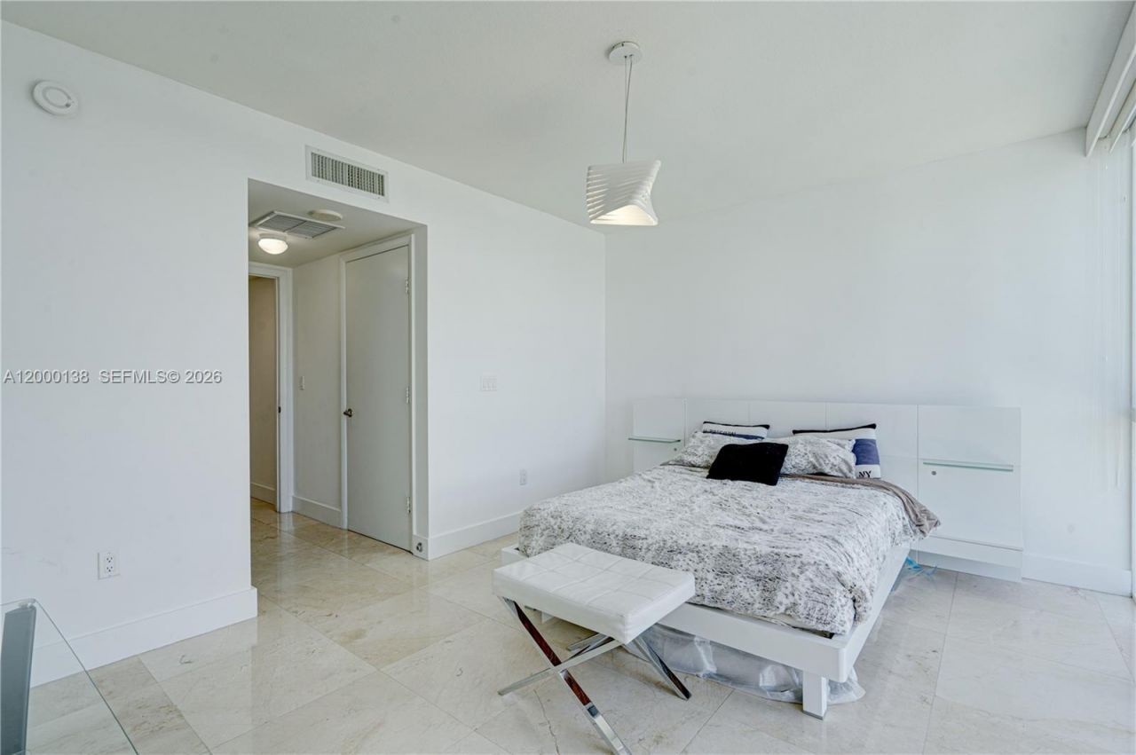 665 NE 25th St, Unit 2005, Miami, FL 33137 Photo