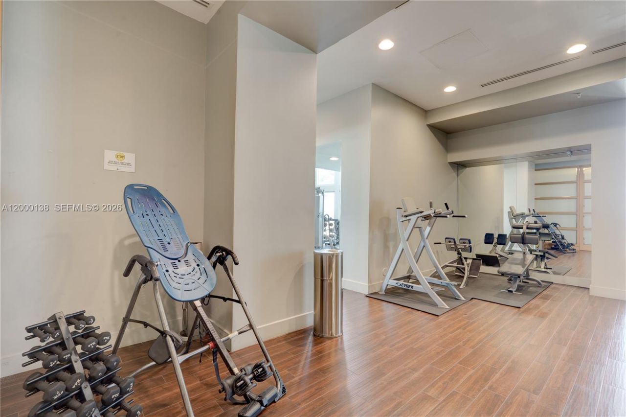 665 NE 25th St, Unit 2005, Miami, FL 33137 Photo