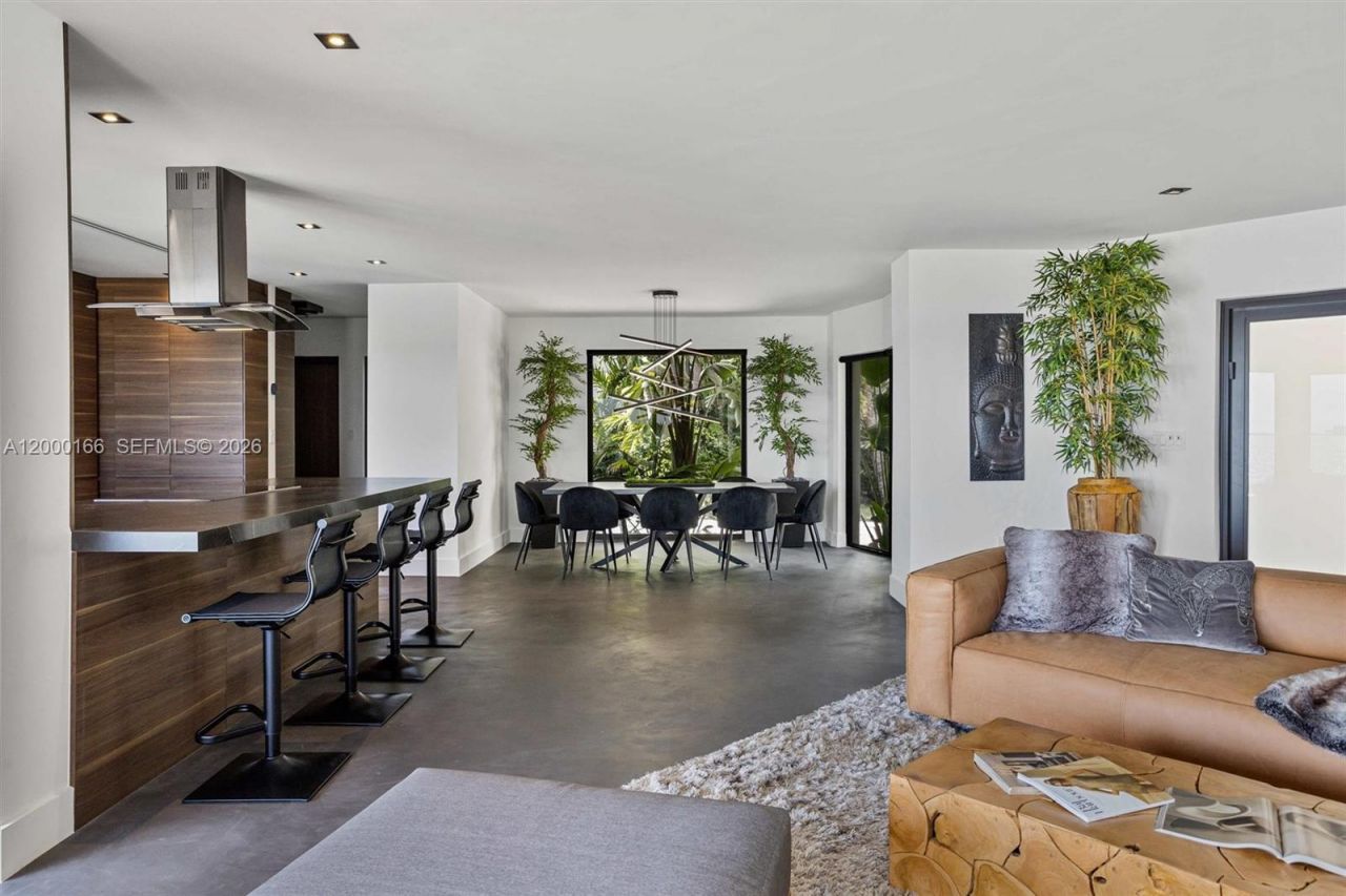 1982 NE 119th Rd , North Miami, FL 33181 Photo