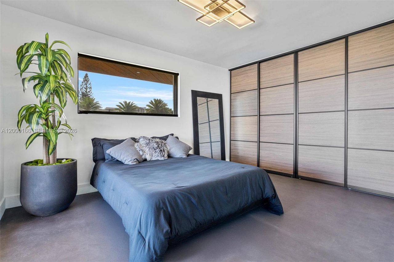 1982 NE 119th Rd , North Miami, FL 33181 Photo