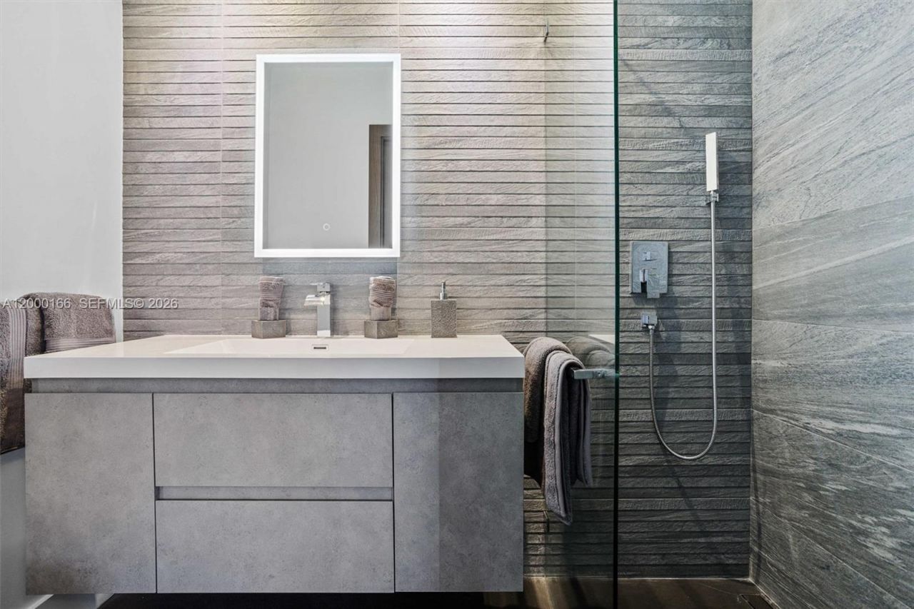 1982 NE 119th Rd , North Miami, FL 33181 Photo