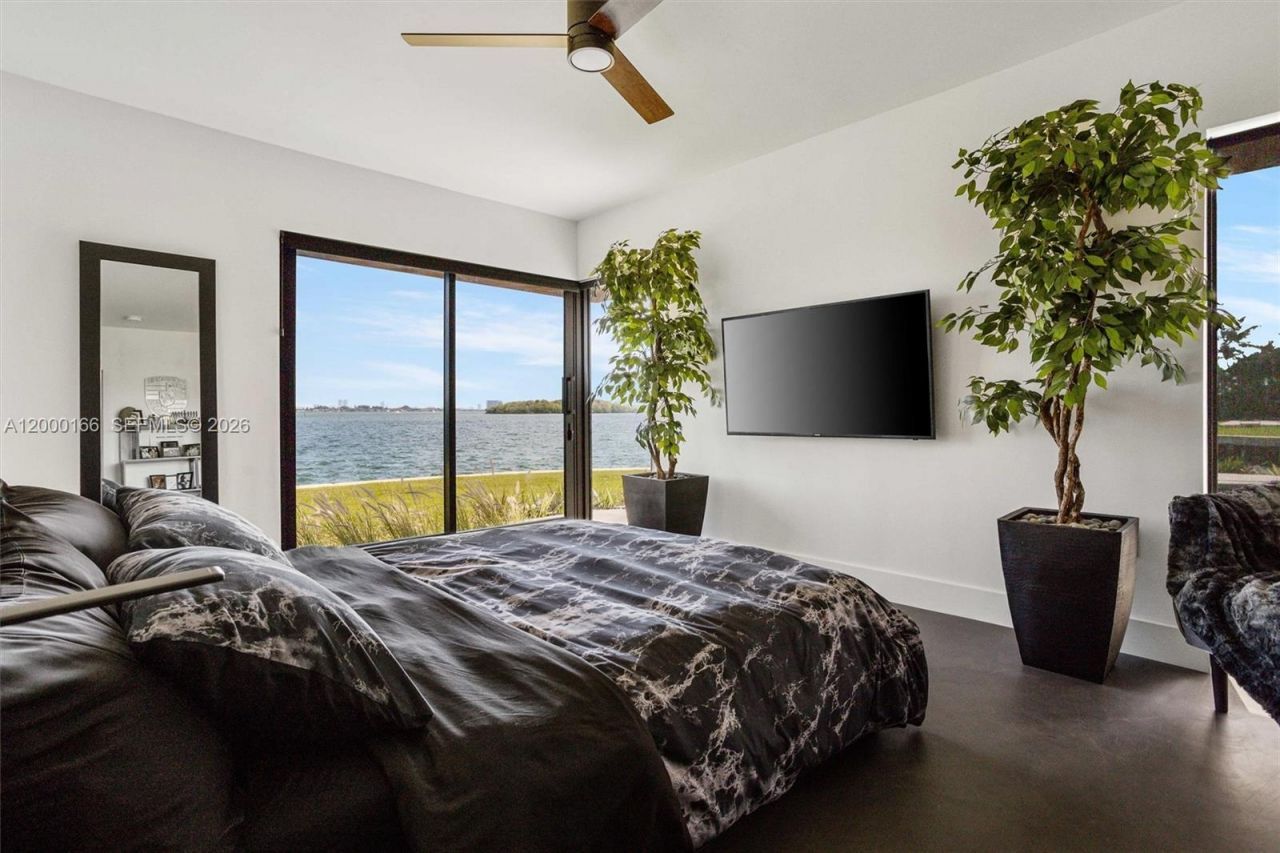 1982 NE 119th Rd , North Miami, FL 33181 Photo