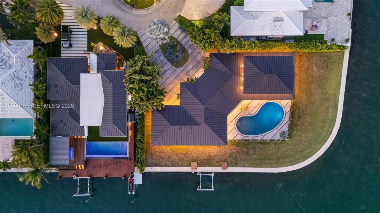 1982 NE 119th Rd , North Miami, FL 33181 Photo