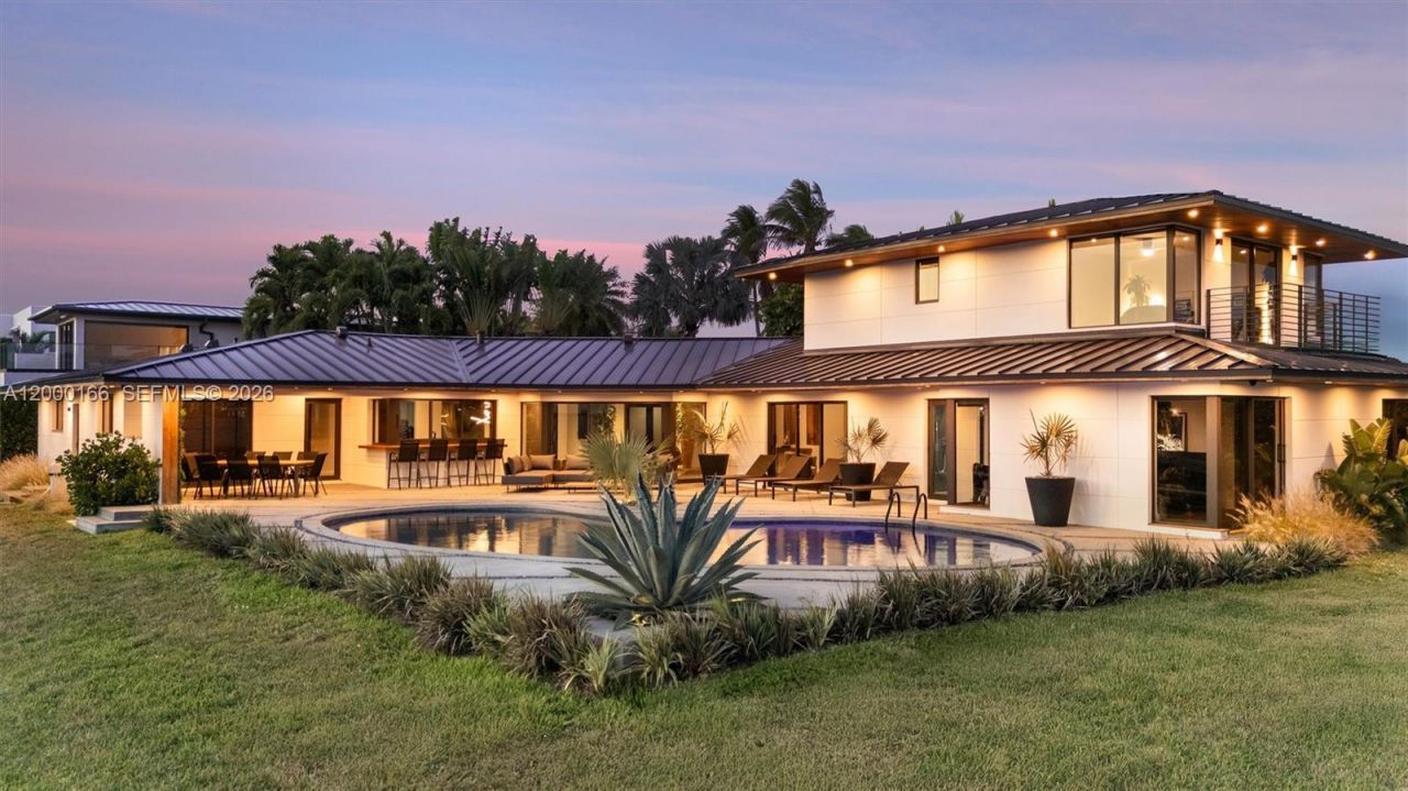 1982 NE 119th Rd , North Miami, FL 33181 Photo