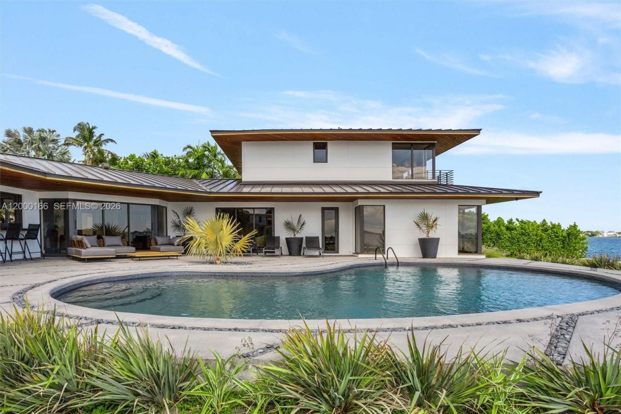 1982 NE 119th Rd , North Miami, FL 33181 Photo