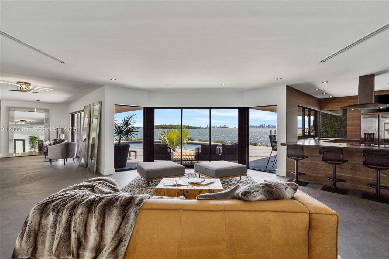 1982 NE 119th Rd , North Miami, FL 33181 Photo