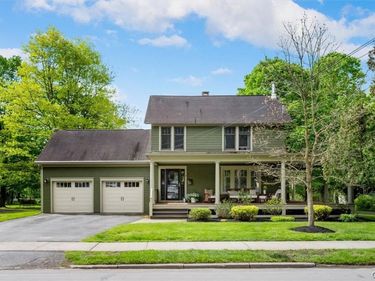 15 W Kendrick Avenue, Hamilton, NY 13346