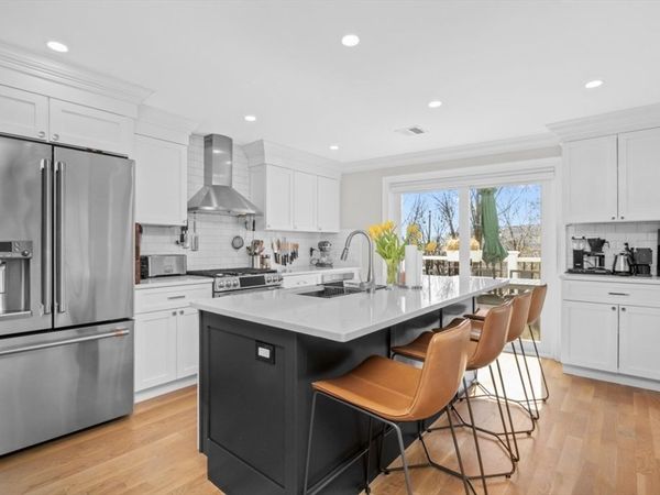 322 Bunker Hill St, Unit B, Boston, MA 02129