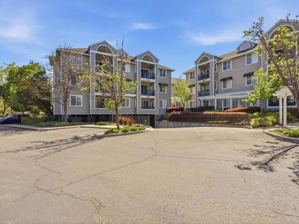 1982 W Bayshore Road, Unit 310, East Palo Alto, CA 94303