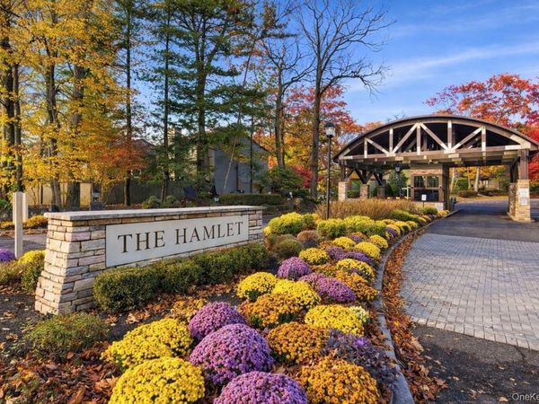 129 Golf View Drive, Unit 129, Jericho, NY 11753