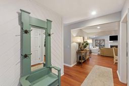 3 20th Avenue photo 4