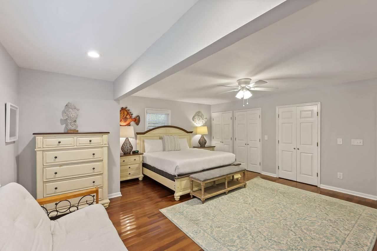 3 20th Avenue Photo 7