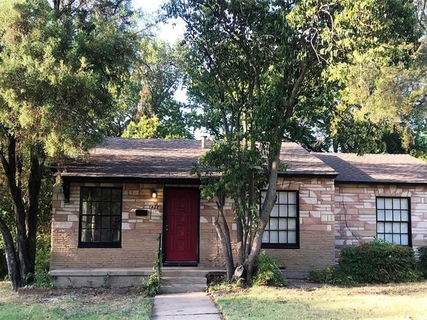 7428 Gaston Avenue, Fort Worth, TX 76116