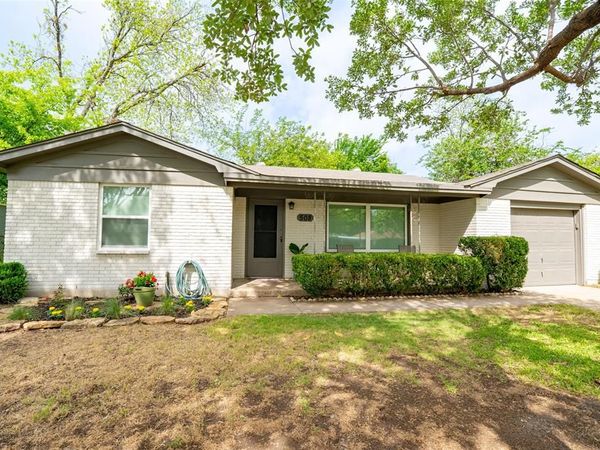 508 Grant Circle, White Settlement, TX 76108