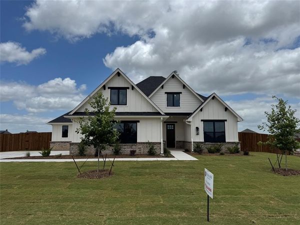 136 Chapowits, Godley, TX 76044