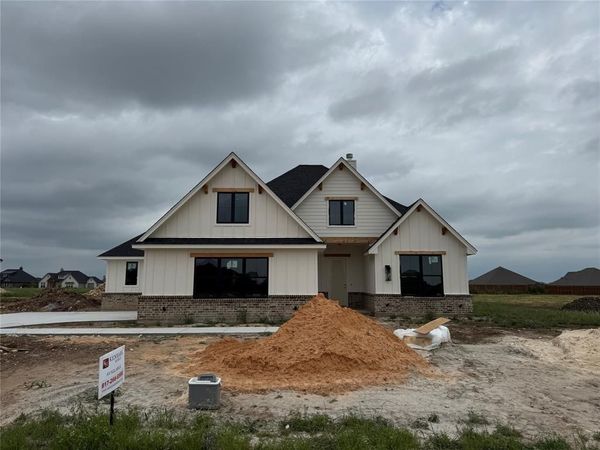136 Chapowits, Godley, TX 76044
