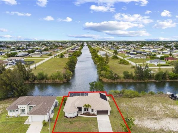 519 NE 19th TER, CAPE CORAL, FL 33909