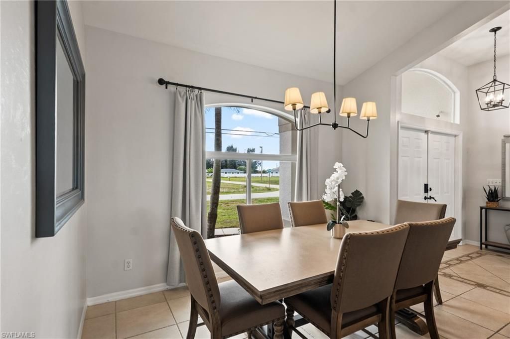 519 NE 19th Ter, Cape Coral, FL 33909 Photo