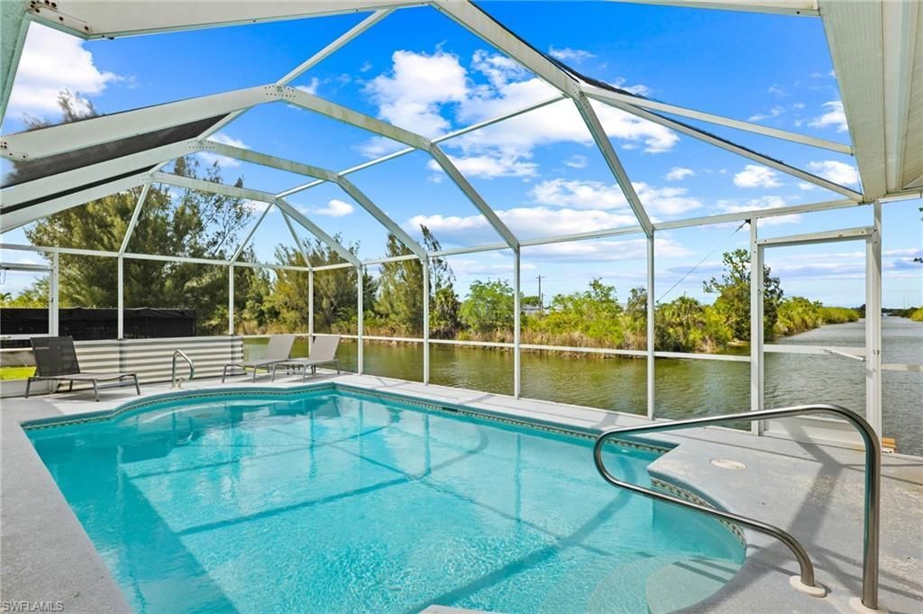 519 NE 19th Ter, Cape Coral, FL 33909 Photo