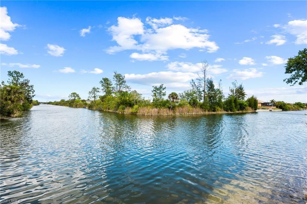 519 NE 19th Ter, Cape Coral, FL 33909 Photo