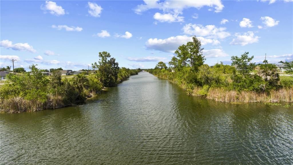 519 NE 19th Ter, Cape Coral, FL 33909 Photo