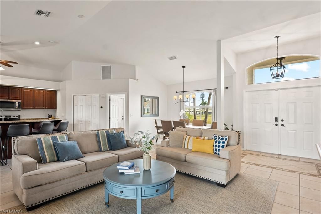 519 NE 19th Ter, Cape Coral, FL 33909 Photo