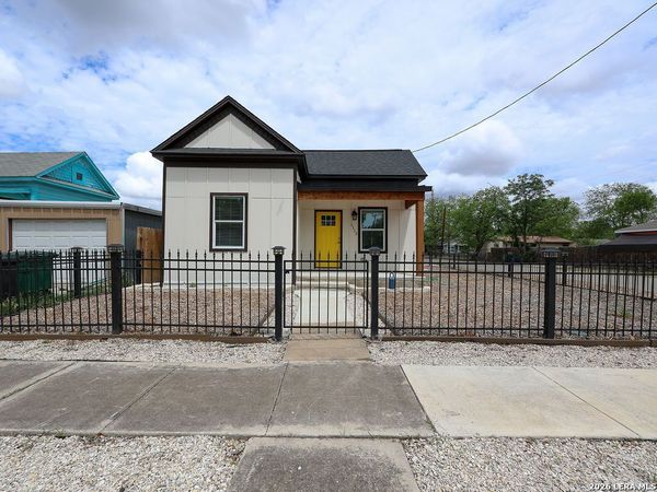 1113 Burleson, San Antonio, TX 78202