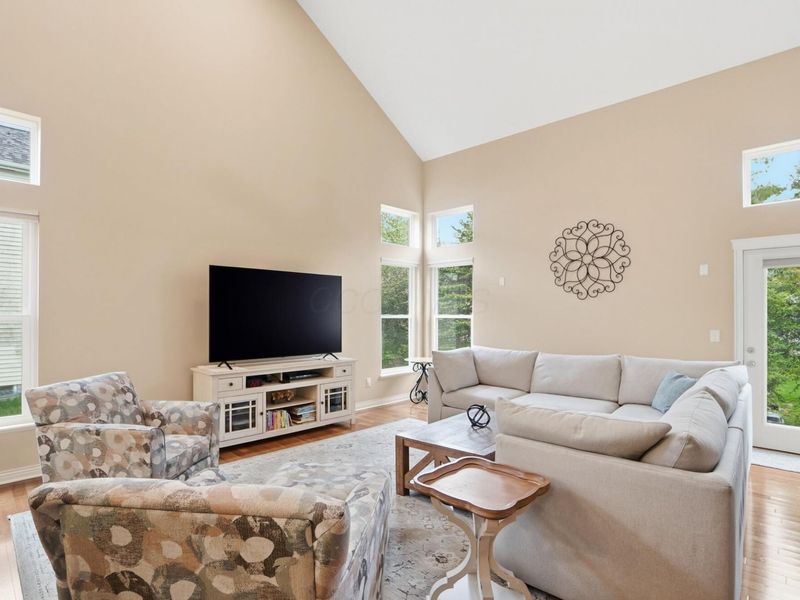 487 Mill Wind Drive, Westerville, OH 43082 Photo 10