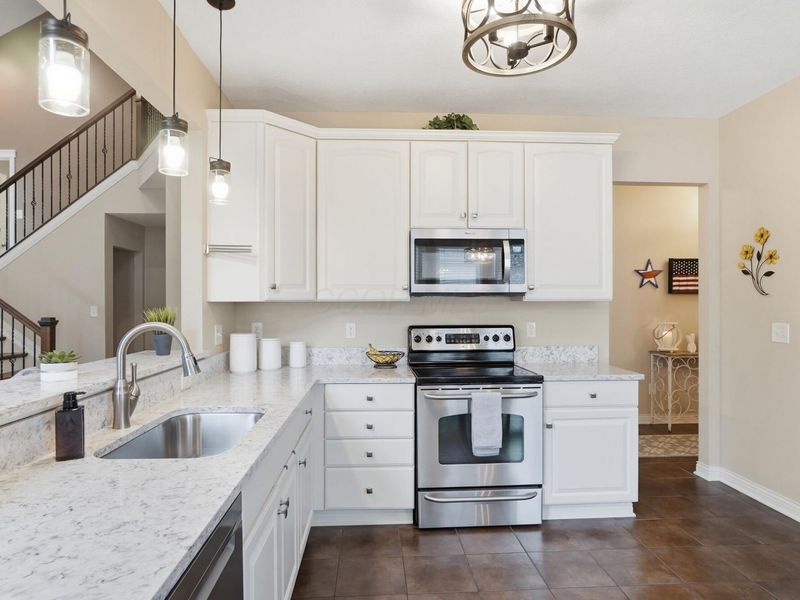 487 Mill Wind Drive, Westerville, OH 43082 Photo 16