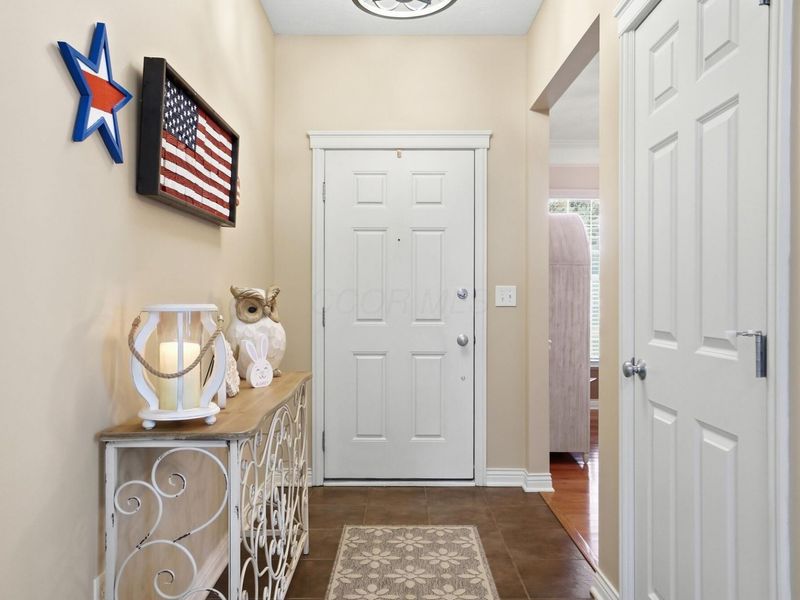 487 Mill Wind Drive, Westerville, OH 43082 Photo 8