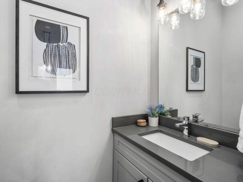 799 N 6th Street , Columbus, OH 43215 Photo 15