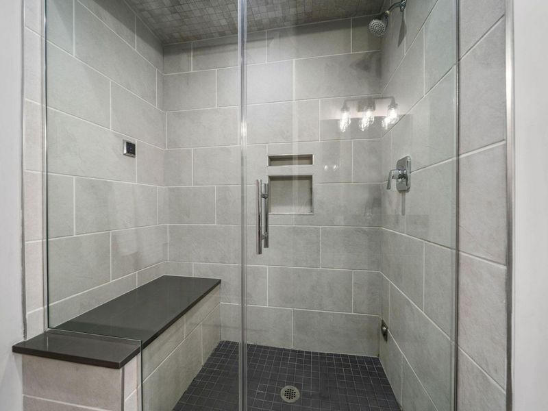 799 N 6th Street , Columbus, OH 43215 Photo 25