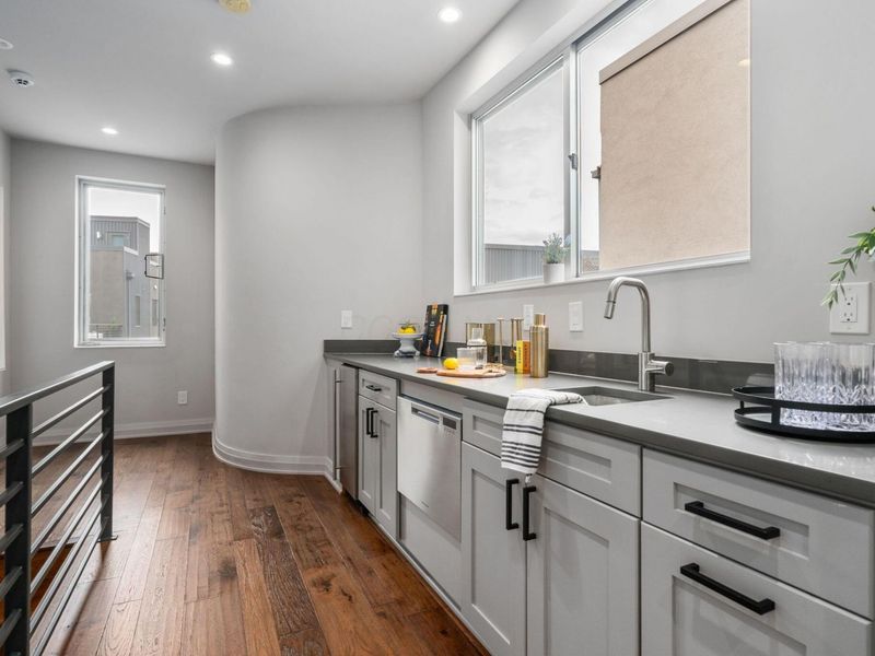 799 N 6th Street , Columbus, OH 43215 Photo 37