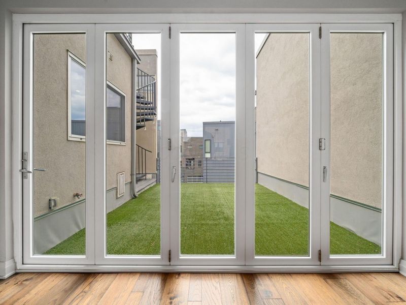 799 N 6th Street , Columbus, OH 43215 Photo 44