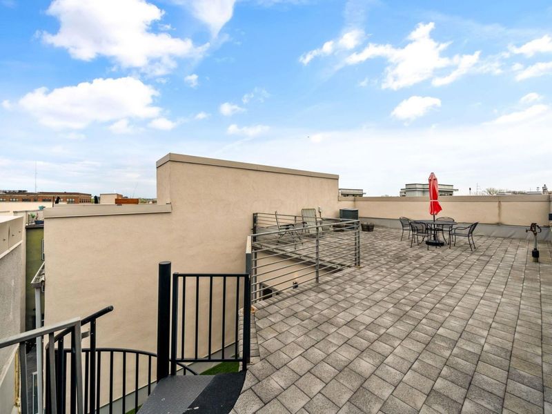 799 N 6th Street , Columbus, OH 43215 Photo 49