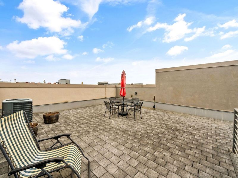 799 N 6th Street , Columbus, OH 43215 Photo 52