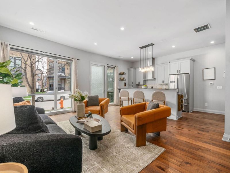 799 N 6th Street , Columbus, OH 43215 Photo 6