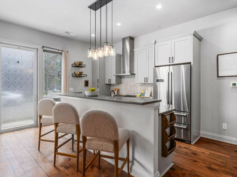 799 N 6th Street , Columbus, OH 43215 Photo 7