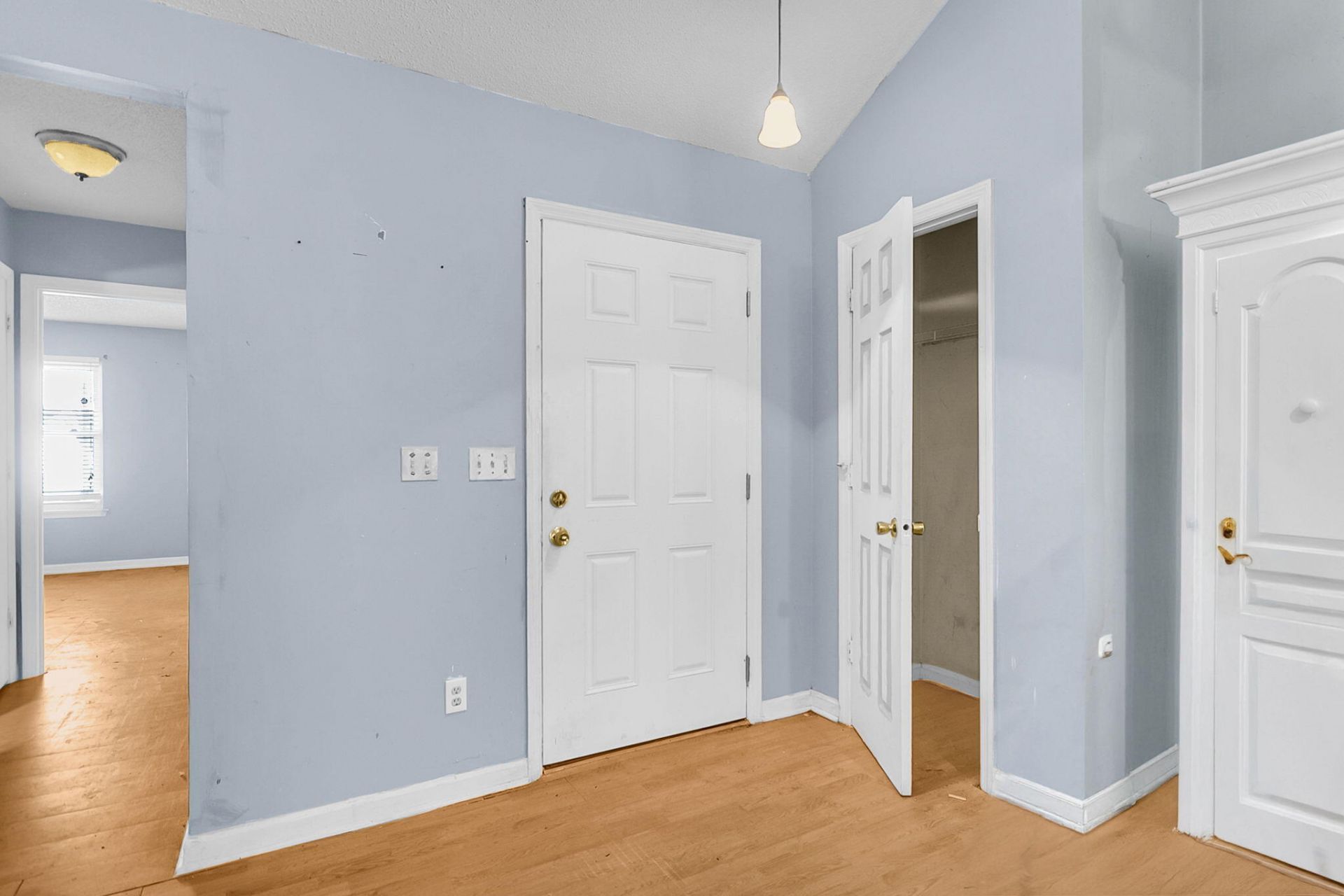 9520 S Cardinal Drive Photo 11