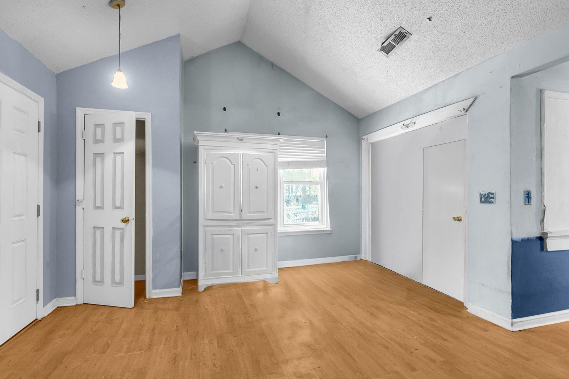 9520 S Cardinal Drive Photo 12