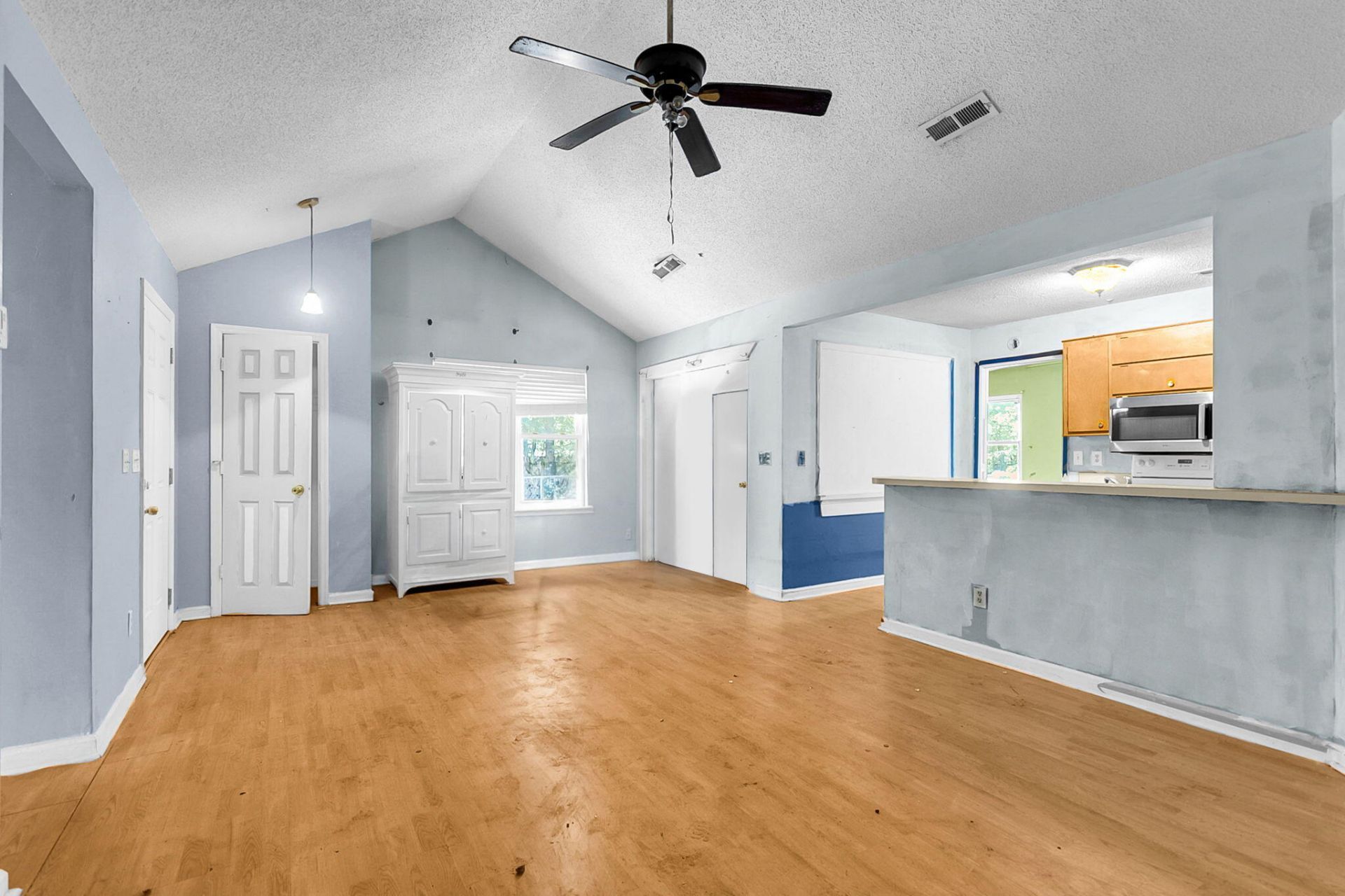 9520 S Cardinal Drive Photo 16