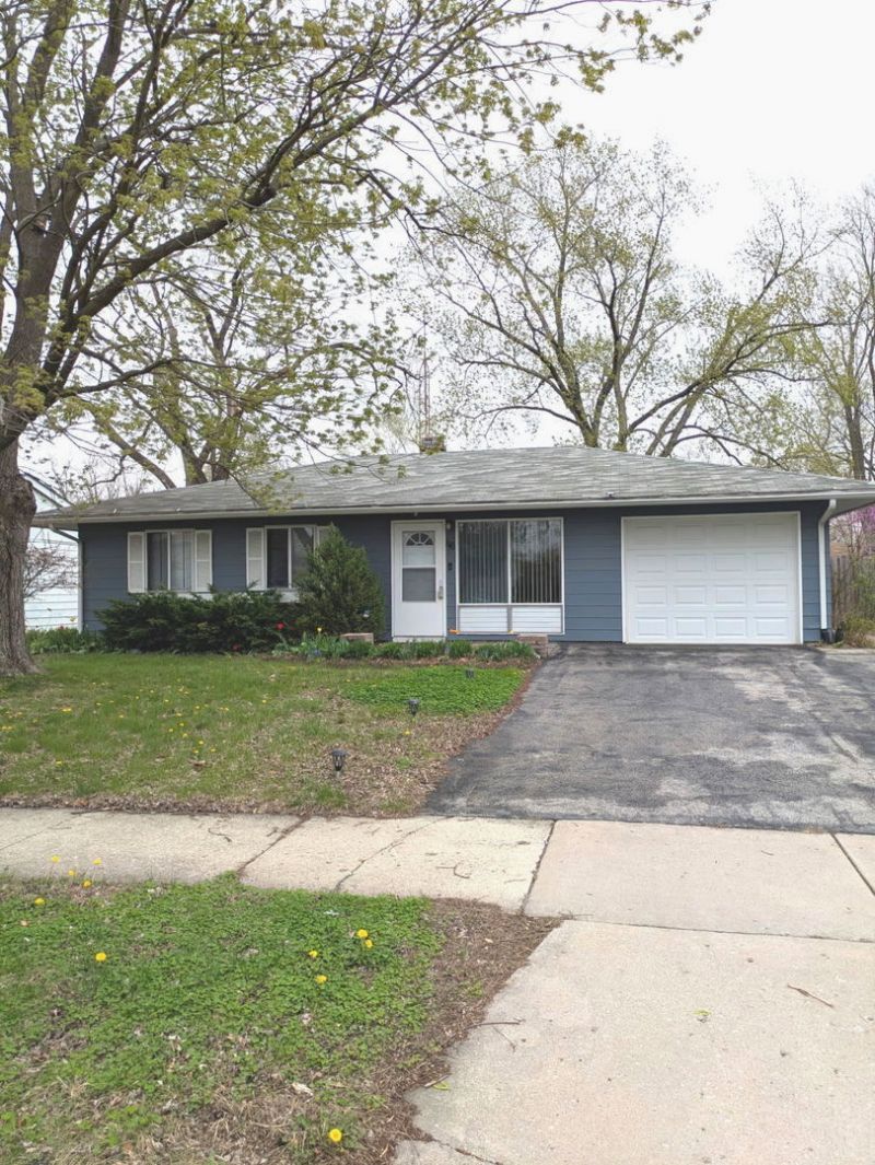 116 Fairlane Drive, Joliet, IL 60435 Main Photo