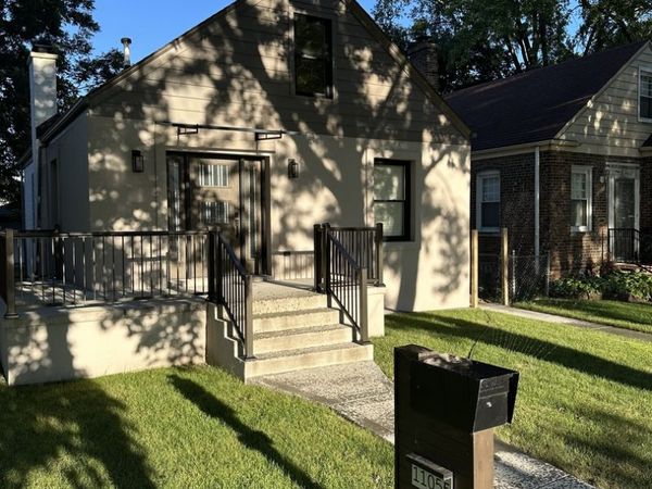 11055 S Avenue C , Chicago, IL 60617