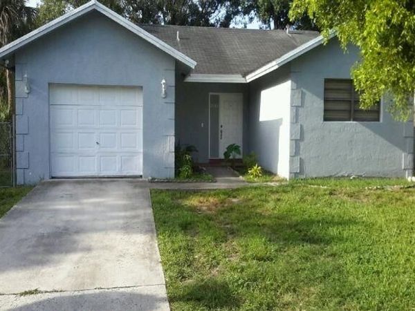 2810 NW 8th Court, Fort Lauderdale, FL 33311